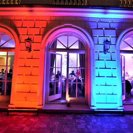 Dwor Osieczek 3* Pniewy (Masovia)