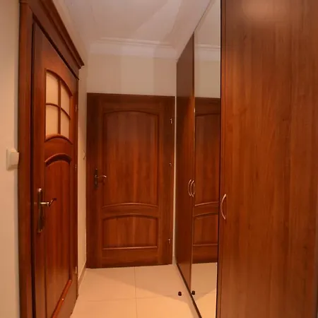 Dwor Osieczek 게스트하우스